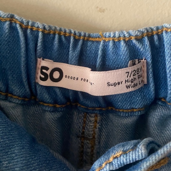 SO Super High Rise Light Blue Wide Leg Jeans - Picture 4 of 11